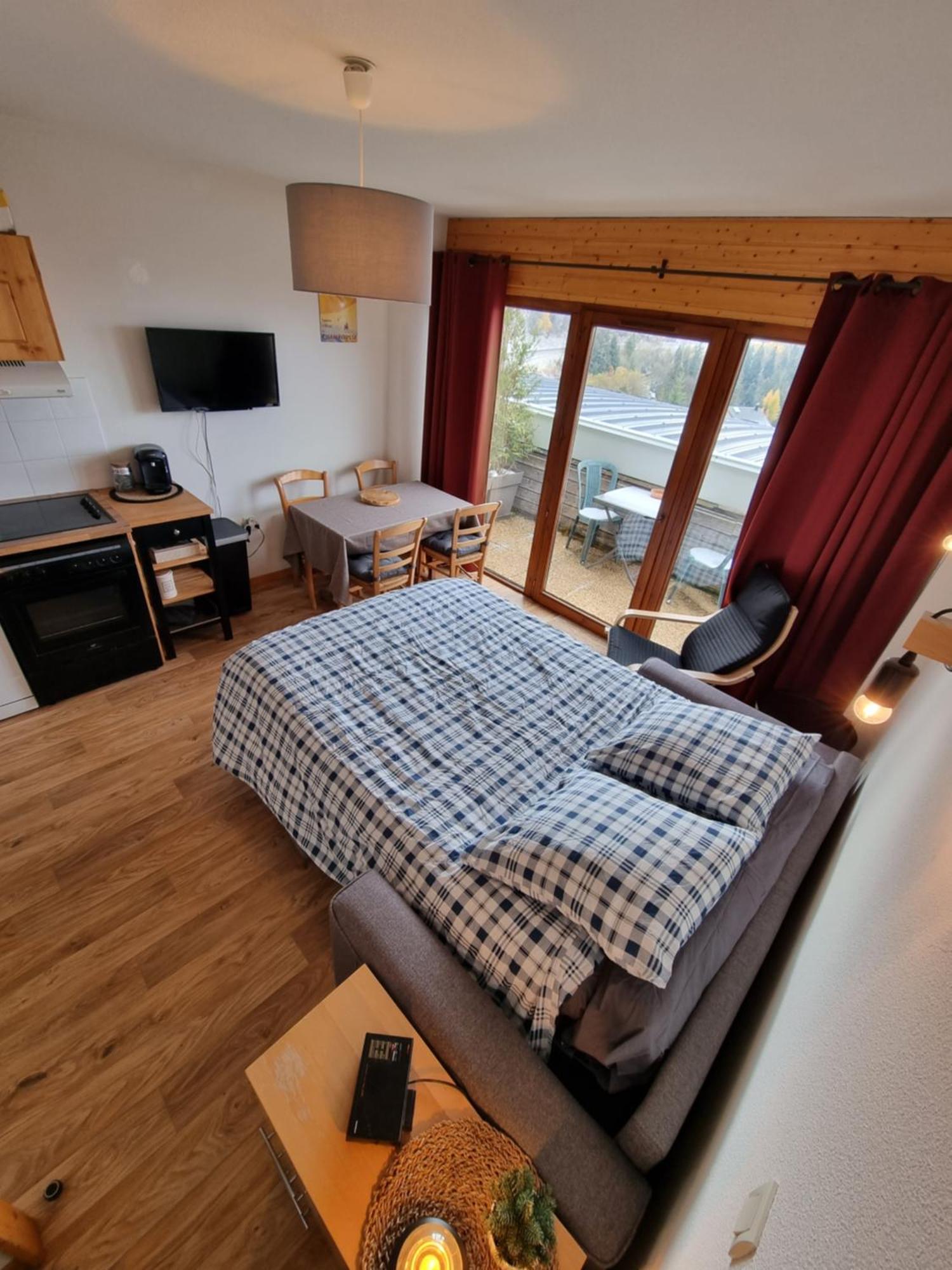 Appartement 4 Personnes 32M2 Au Pied Des Pistes- Wifi- Balcon Sud- Chamrousse 1650 외부 사진