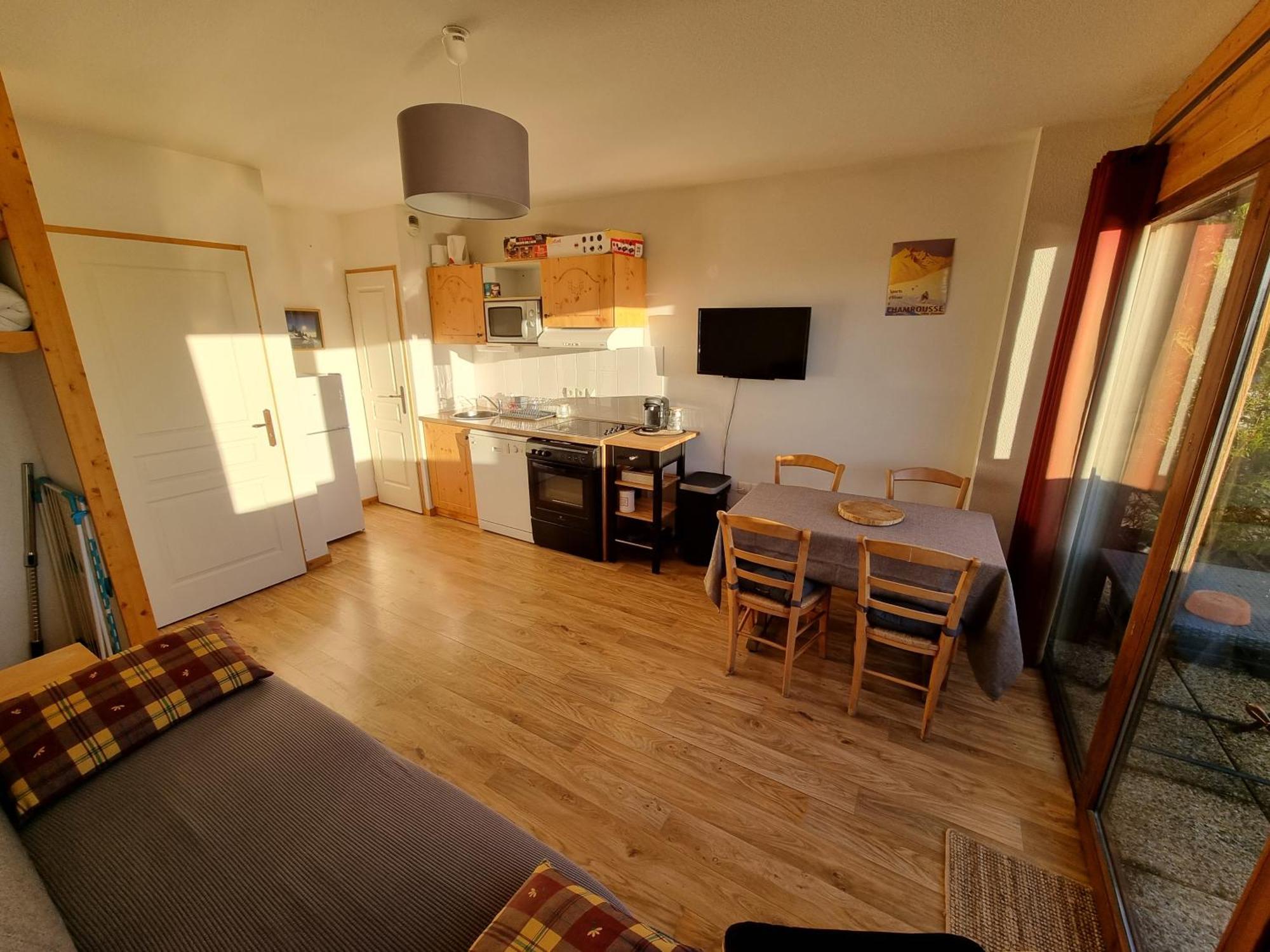 Appartement 4 Personnes 32M2 Au Pied Des Pistes- Wifi- Balcon Sud- Chamrousse 1650 외부 사진