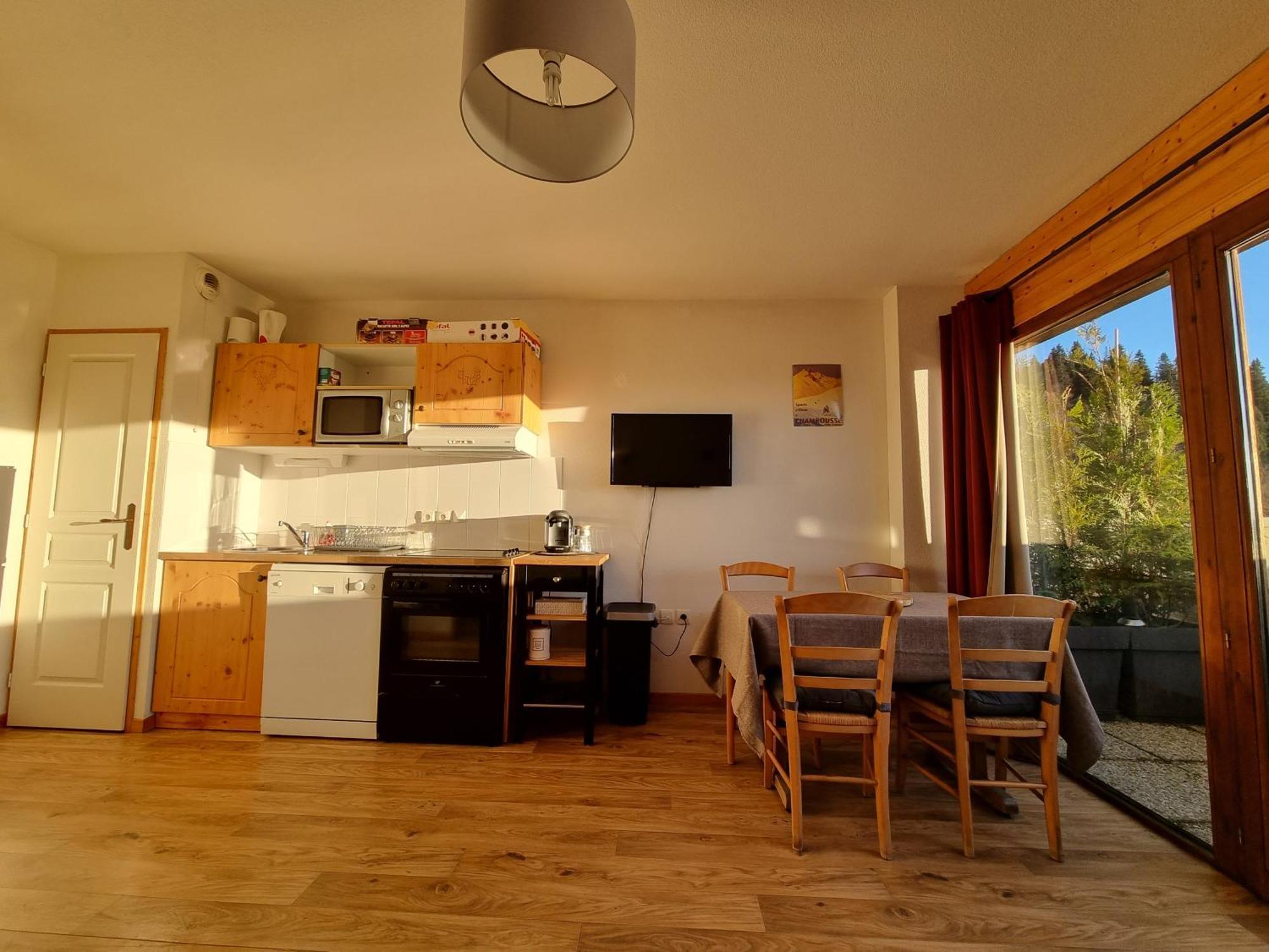 Appartement 4 Personnes 32M2 Au Pied Des Pistes- Wifi- Balcon Sud- Chamrousse 1650 외부 사진